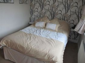 2 Bedroom Terraced